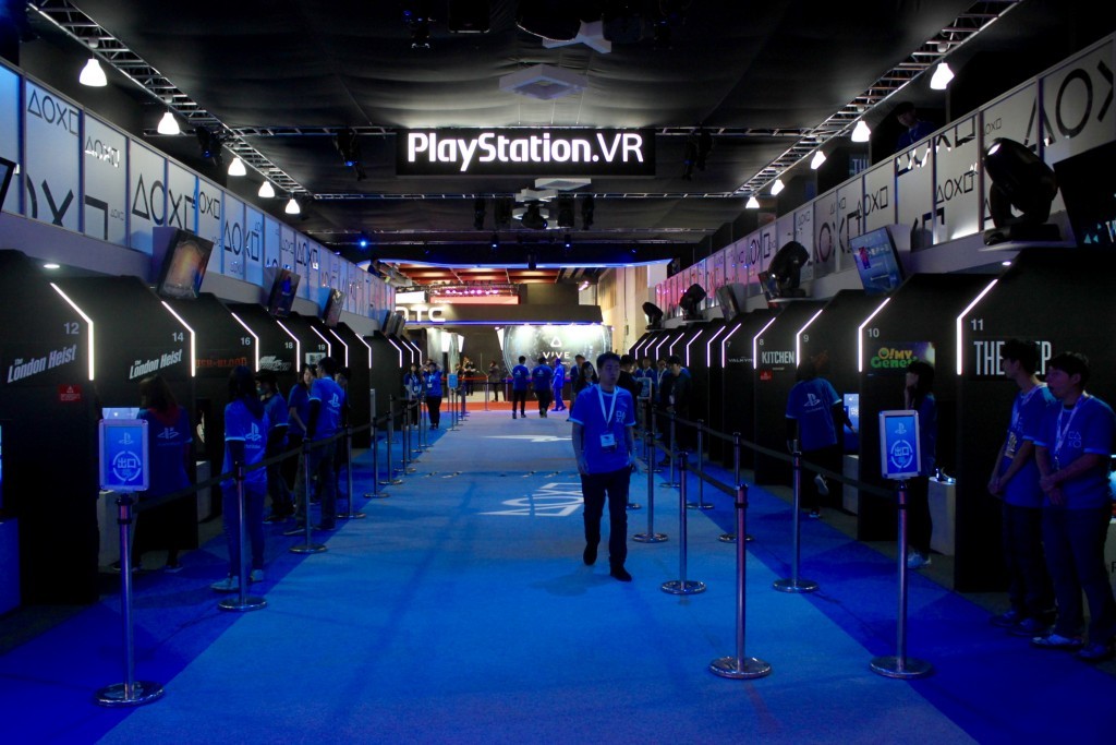 PlayStation 準備了目前為止最大規模的 VR 體驗，共有 40 台裝置、15 款遊戲讓玩家試玩。