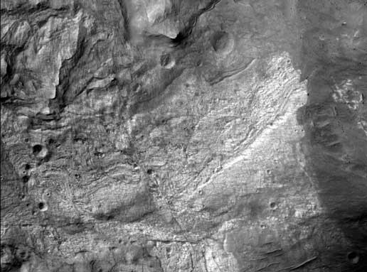 MRO 正式回傳的首張火星高清相片。 圖片來源：NASA