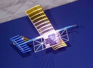NASA第一台由雷射充電的無人輕型飛機